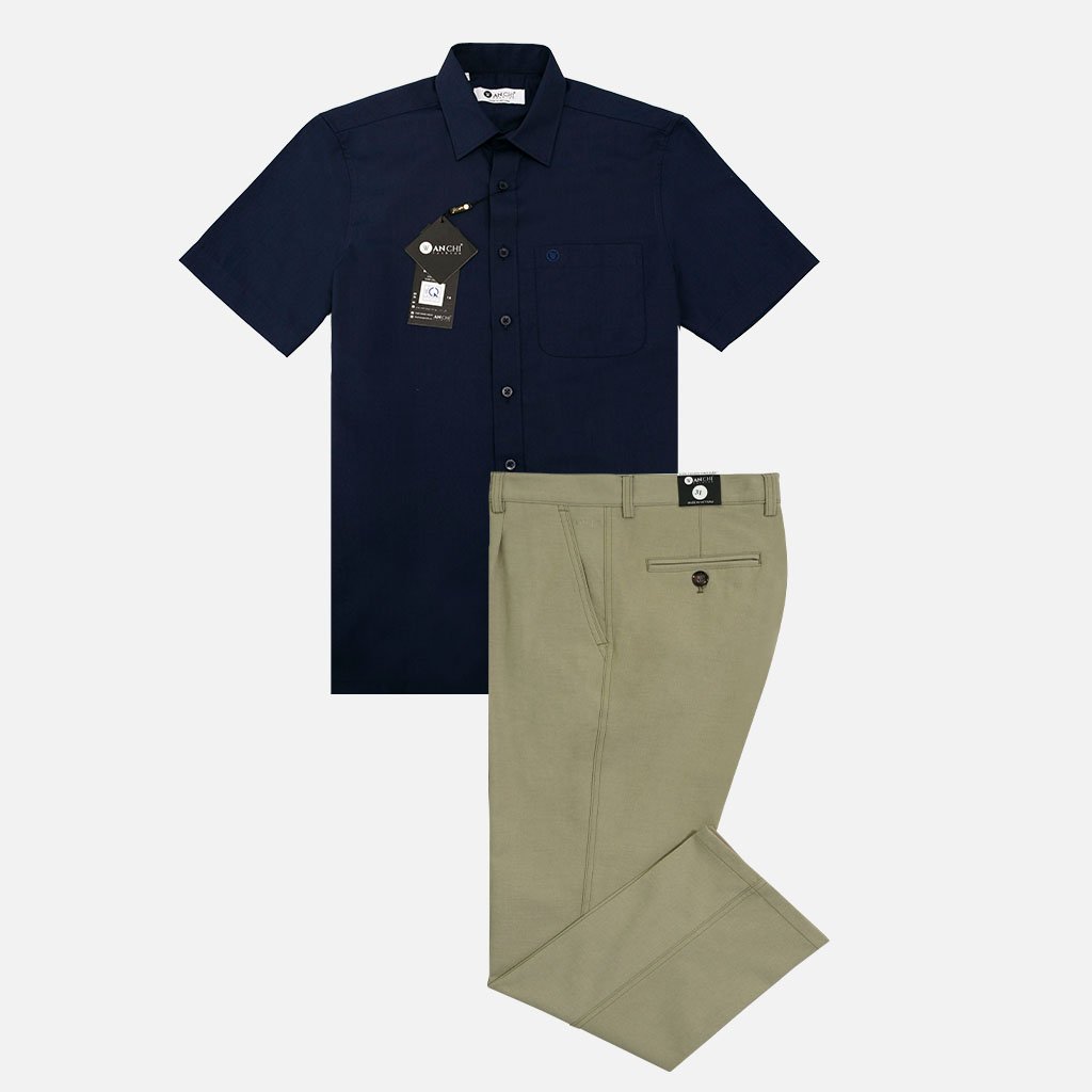 Bộ thời trang nam trung niên: Sự kết hợp hoàn hảo giữa áo sơ mi sợi tre xanh than và quần kaki cotton màu be