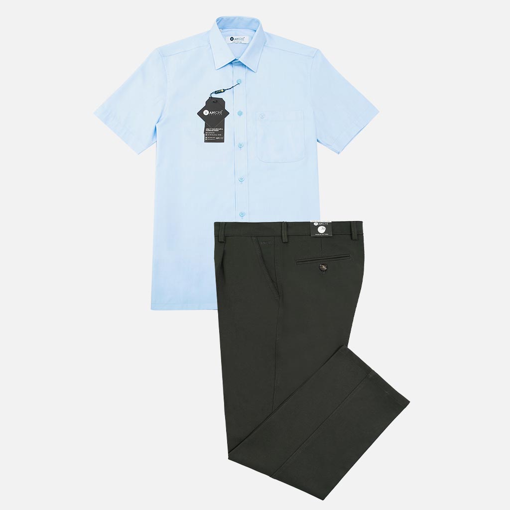 Bộ trang phục nam trung niên: Áo sơ mi cộc tay sợi tre xanh nhạt và quần kaki cotton màu rêu